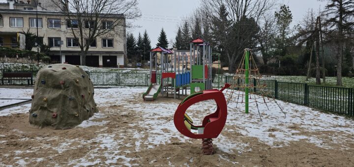 Plac zabaw w Sobótce