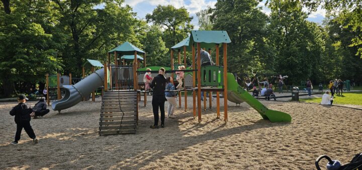 Plac zabaw w Parku Zachodnim