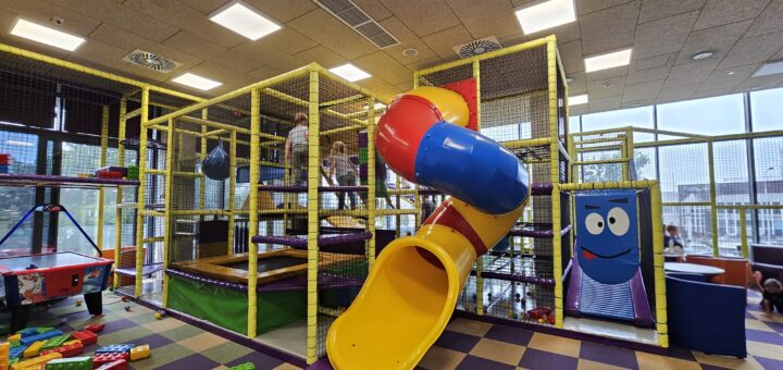 Fioletowa Sowa sala zabaw w Tarasach Grabiszyńskich